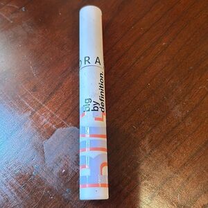 Big By Definition Mascara